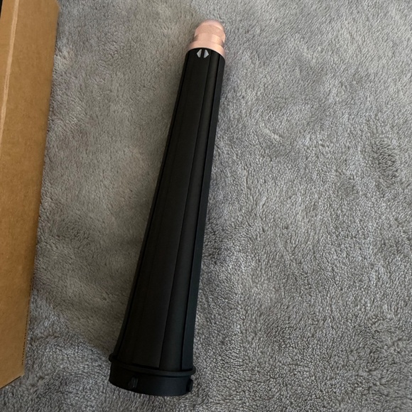 Dyson Conical Airwrap™ barrel - Picture 3 of 5